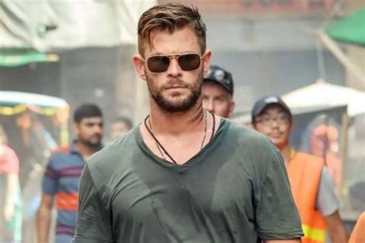 Chris Hemsworth Claims To Be ‘Failing Miserably’ With Homeschooling His Kids During Lockdown