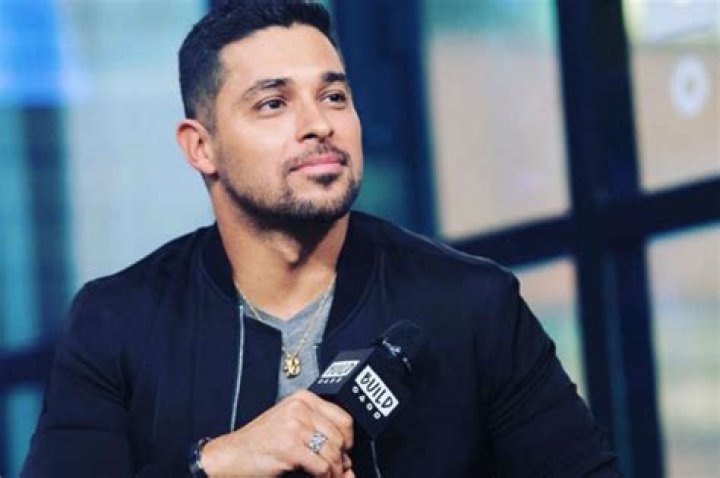 Rob Lowe Says Watching Prince William Go Bald Is Practically ‘Traumatizing’